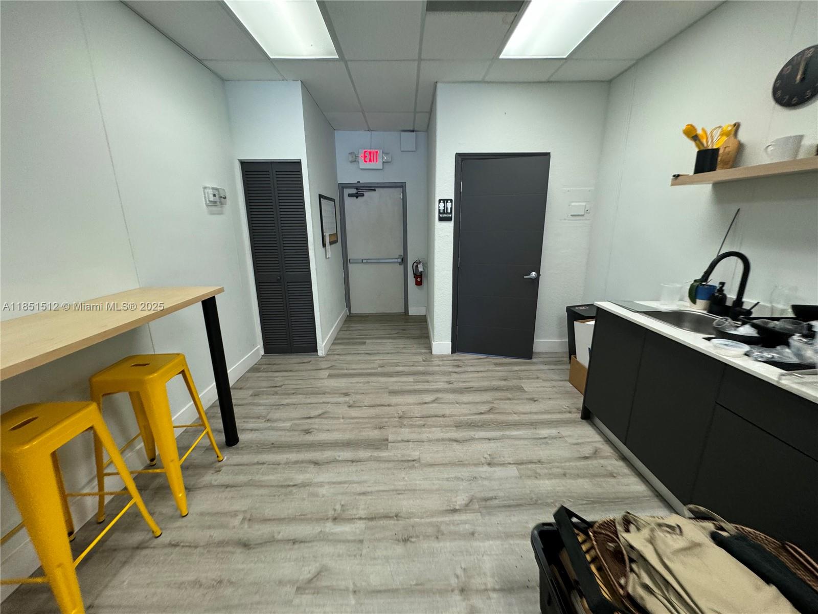 8235 SW 40th St 8253