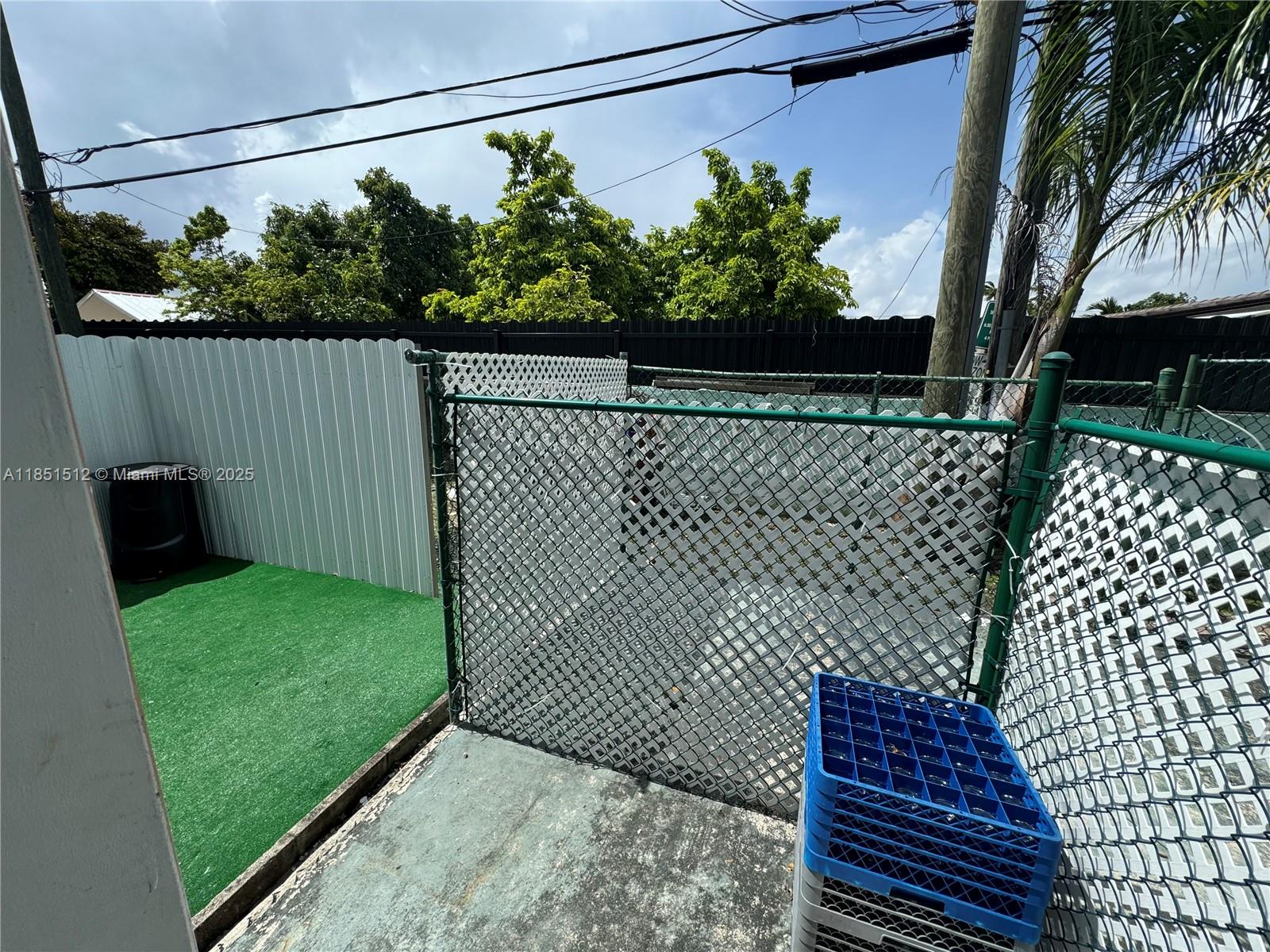 8235 SW 40th St 8253