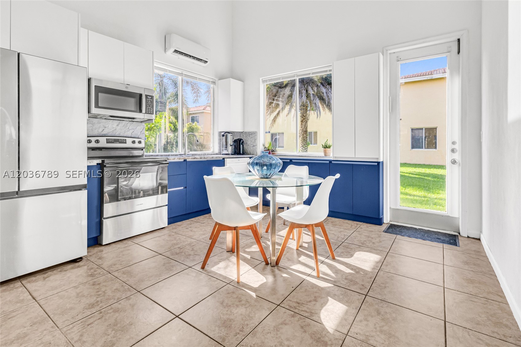 945 NW 206th St