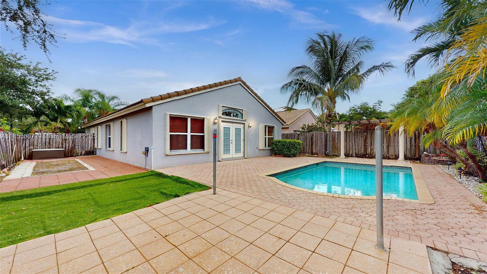 SHORES AT KEYS GATE - Residential