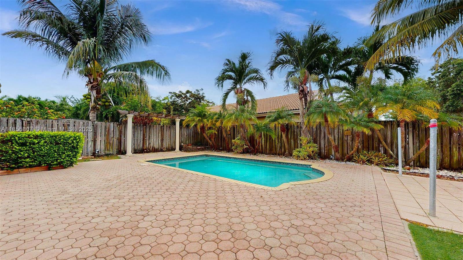 SHORES AT KEYS GATE - Residential