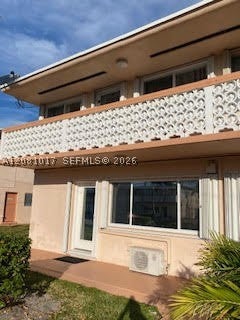 925 SW 11th Ave 1, Hallandale Beach FL 33009