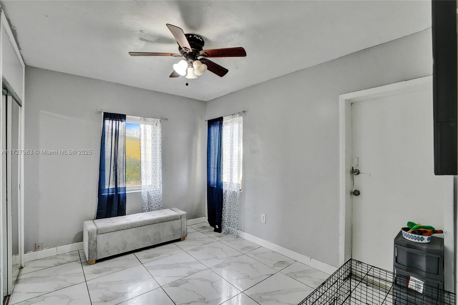 GOLDEN HIGHLANDS EST - Residential