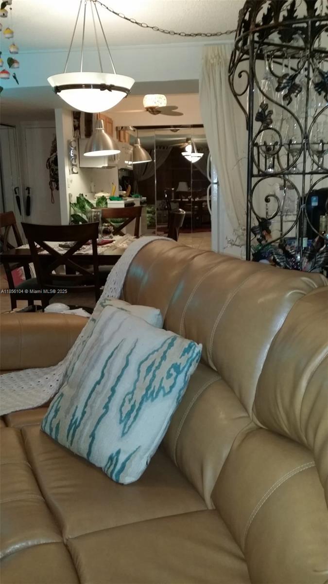 BUCKLEY TOWERS CONDO - EA - Residential