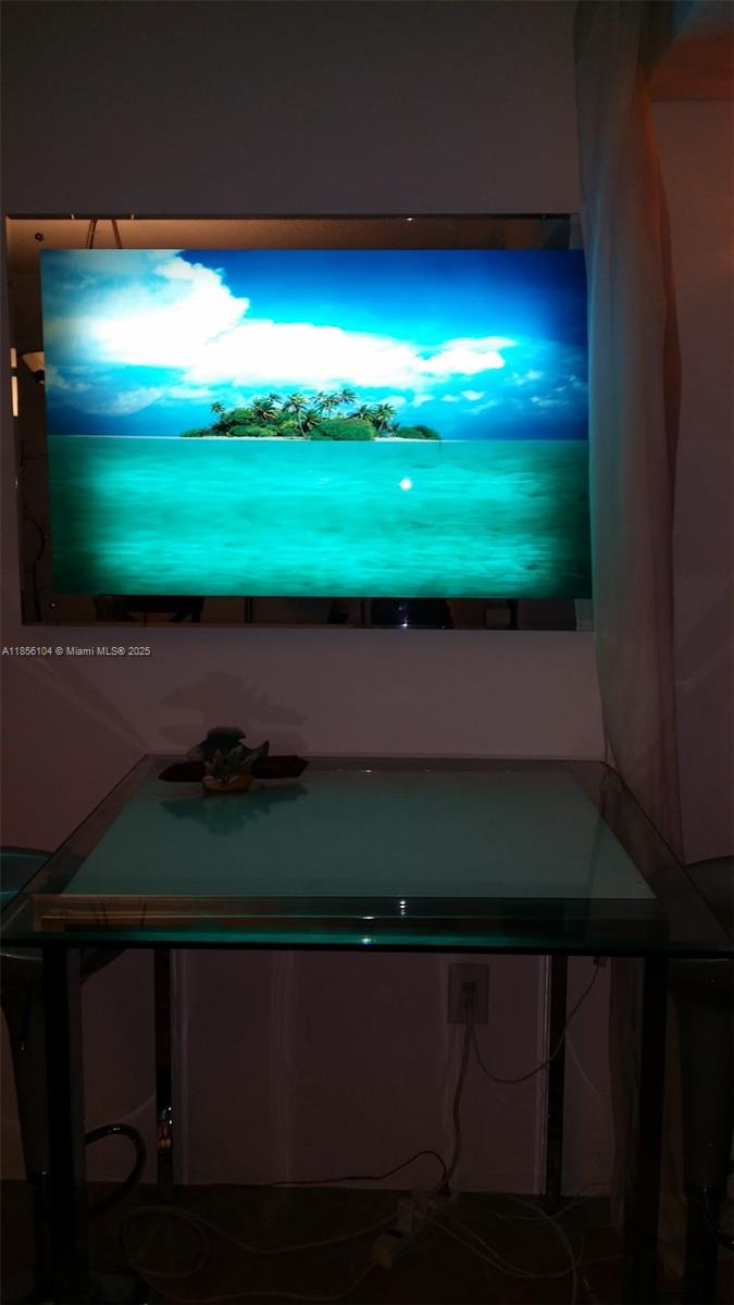 BUCKLEY TOWERS CONDO - EA - Residential