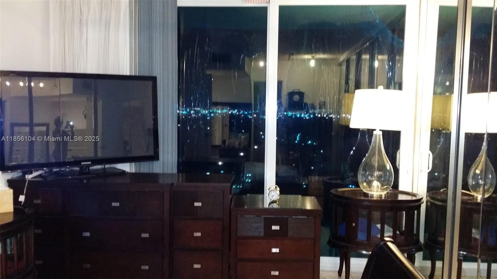 BUCKLEY TOWERS CONDO - EA - Residential