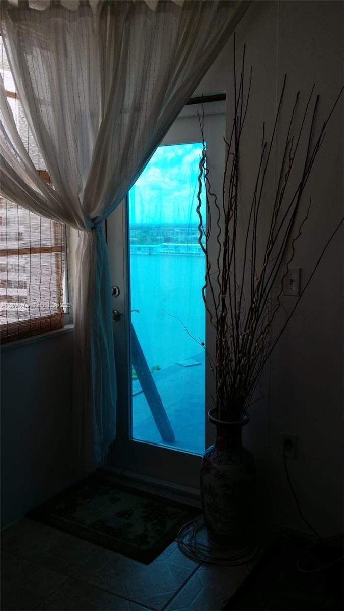 BUCKLEY TOWERS CONDO - EA - Residential