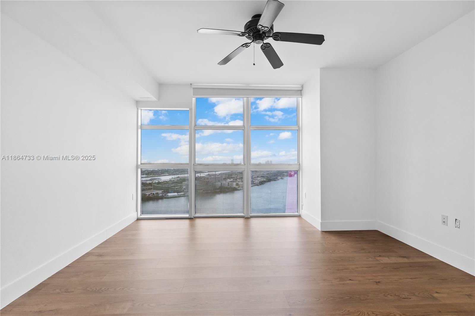 50 Biscayne Blvd 4008