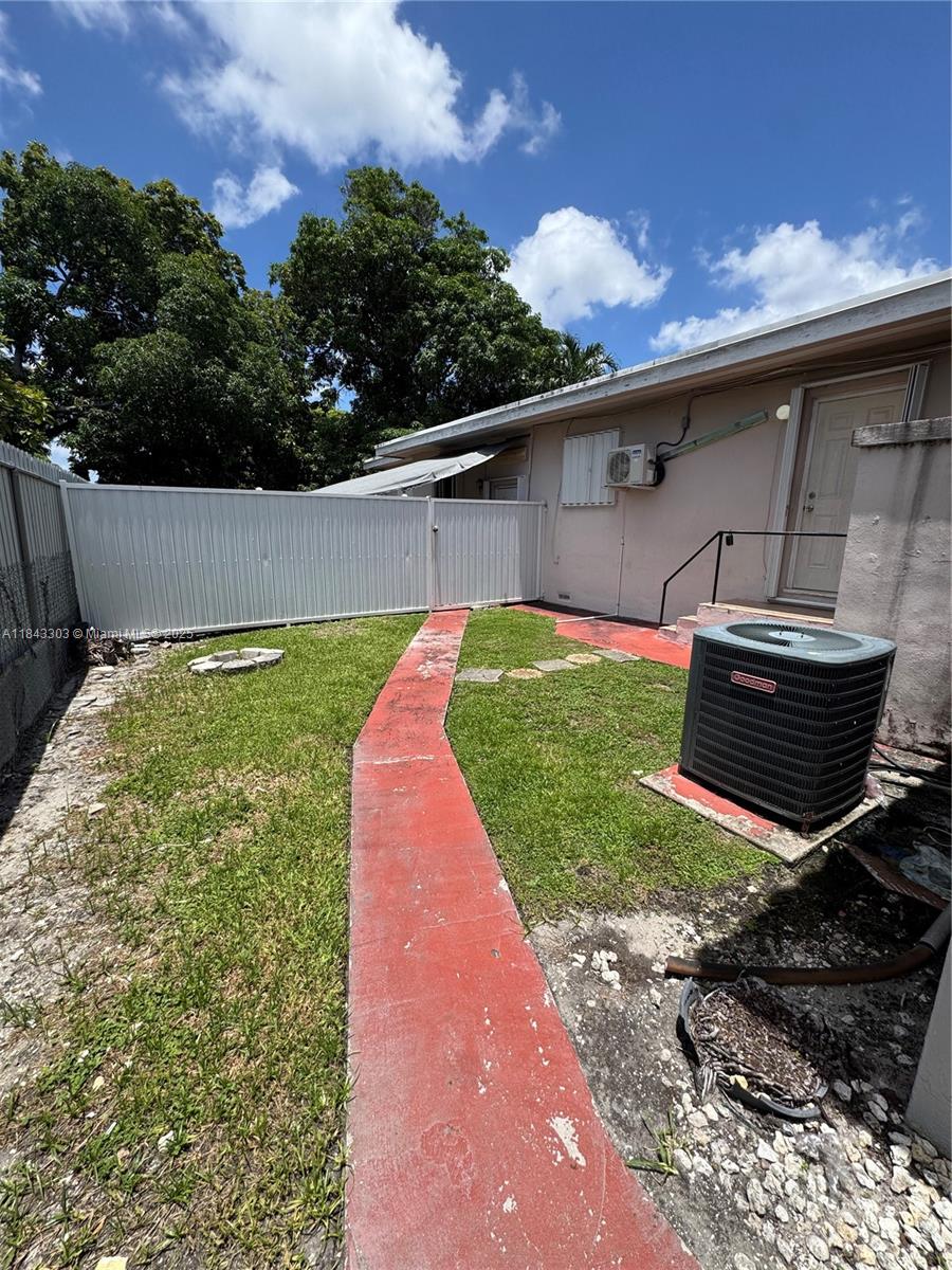 FAIRLAWN - Residential Lease