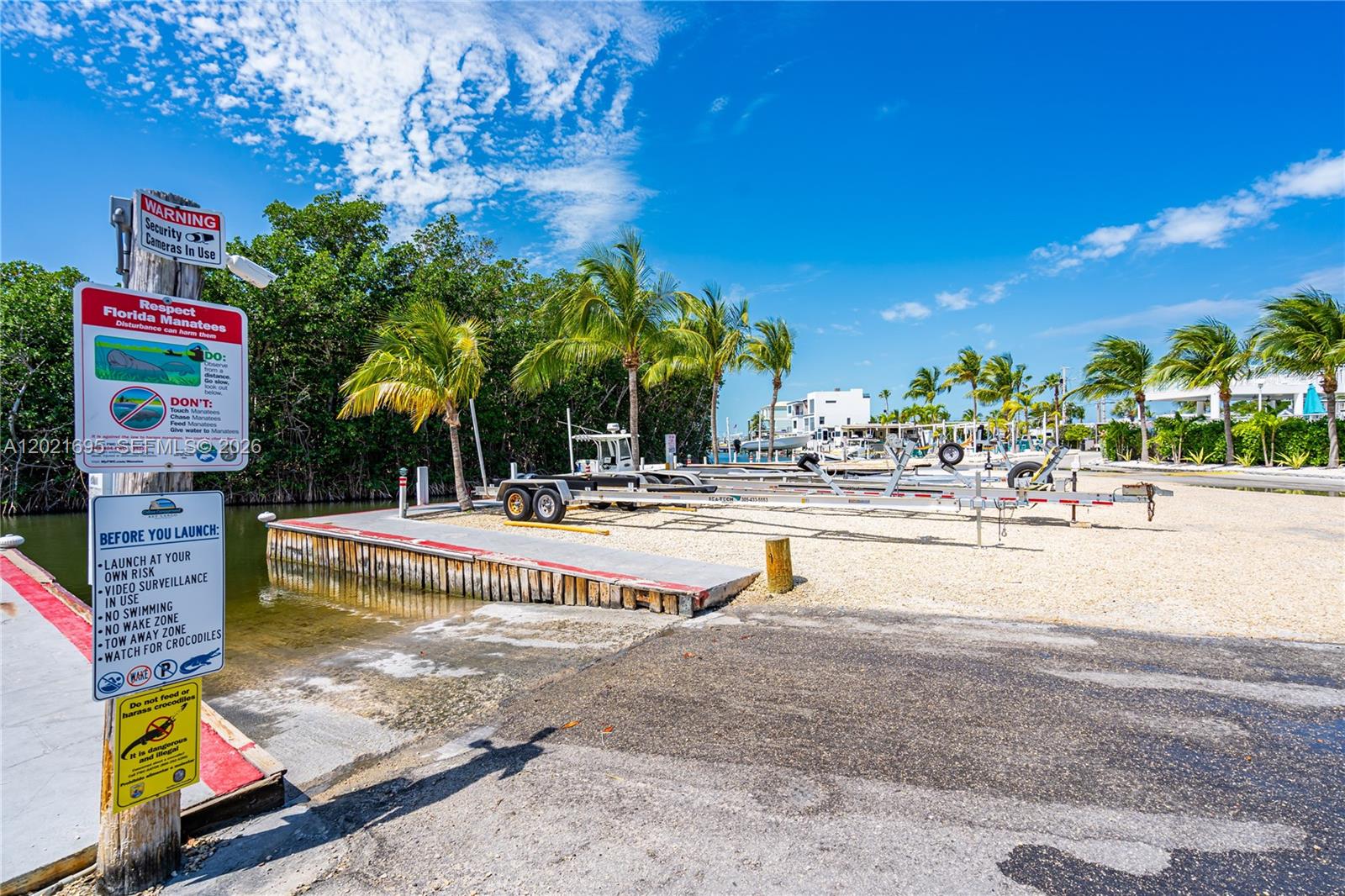 CALUSA CAMPGROUND - Land