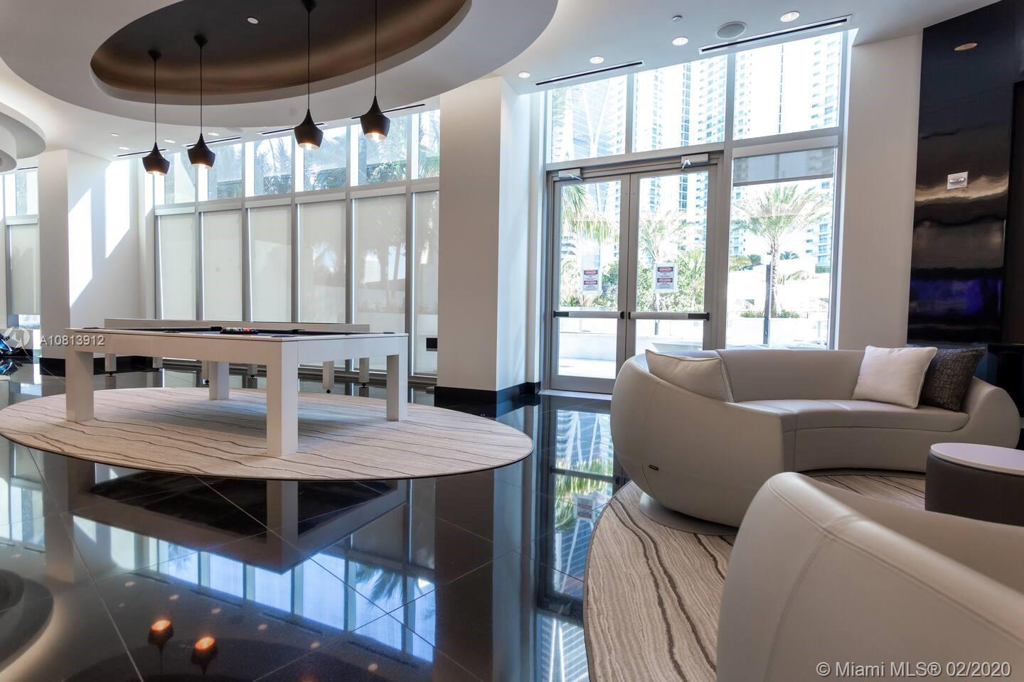 Paramount Miami World - Residential Lease