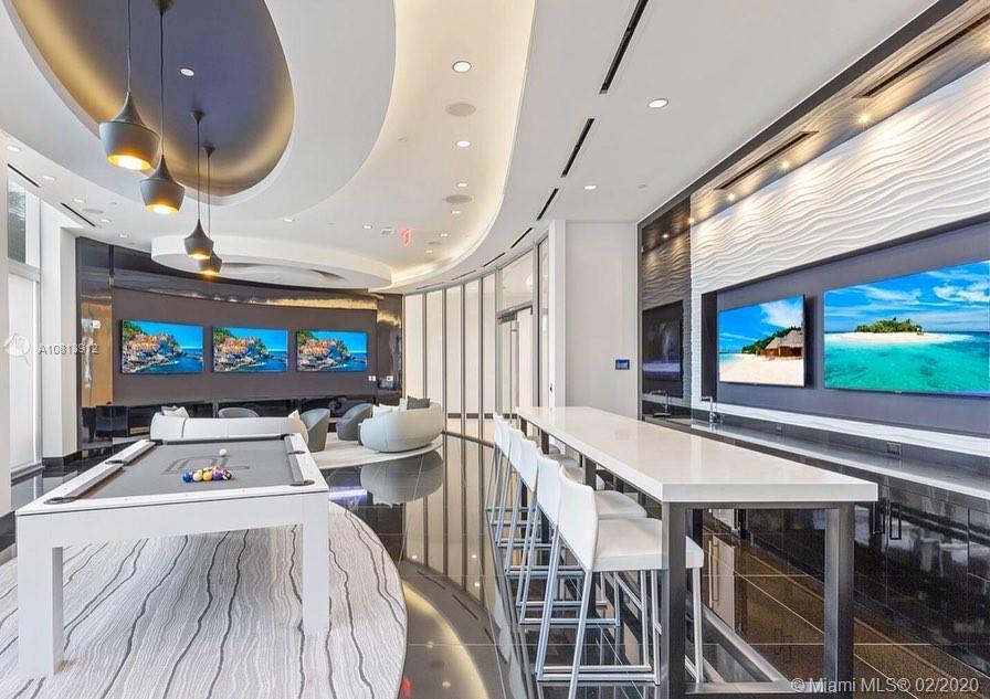 Paramount Miami World - Residential Lease