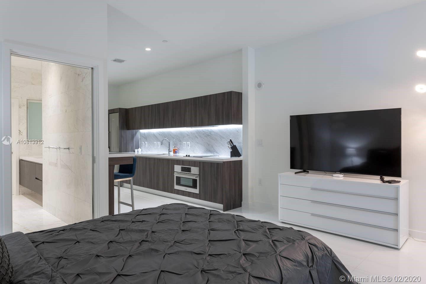 Paramount Miami World - Residential Lease