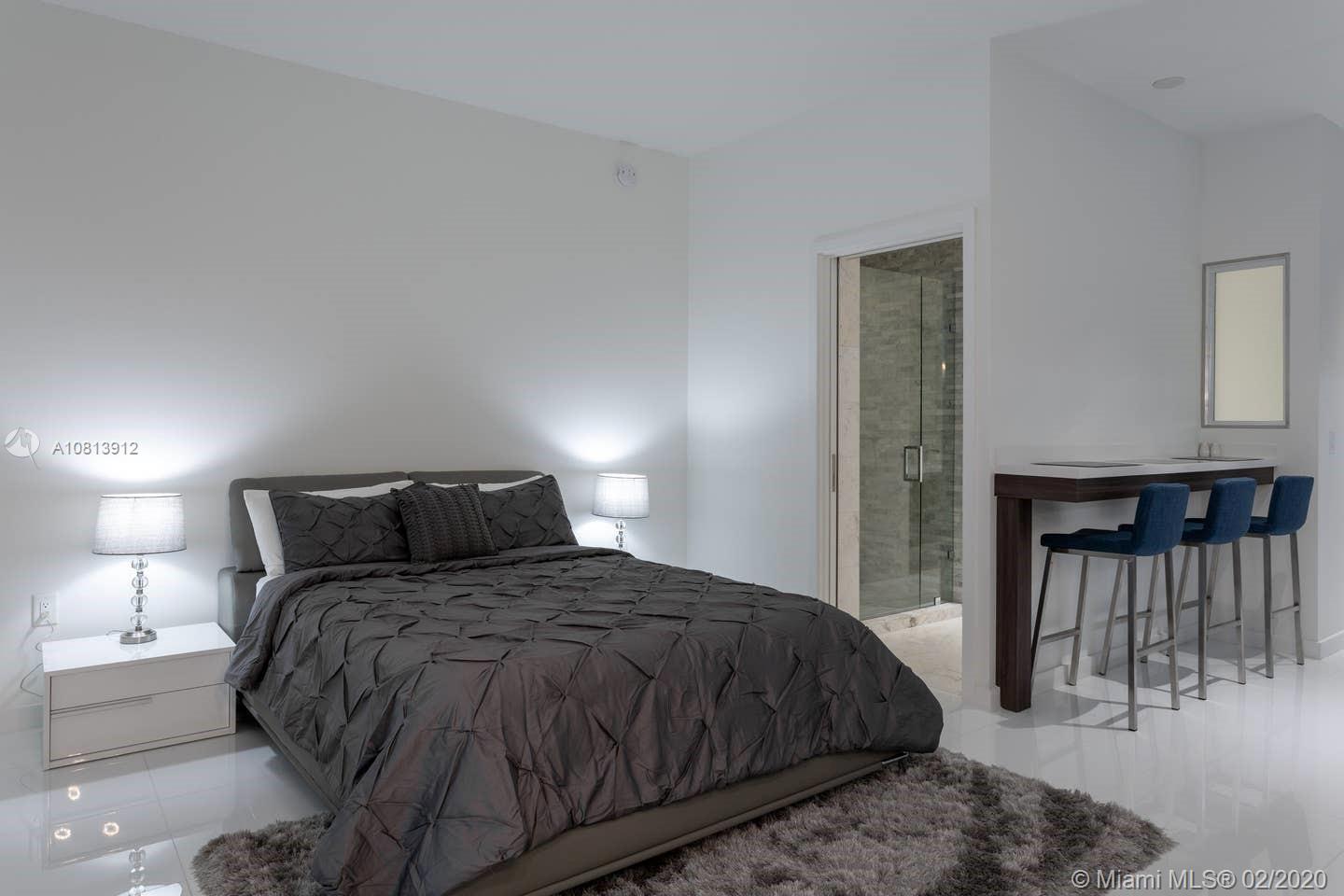 Paramount Miami World - Residential Lease
