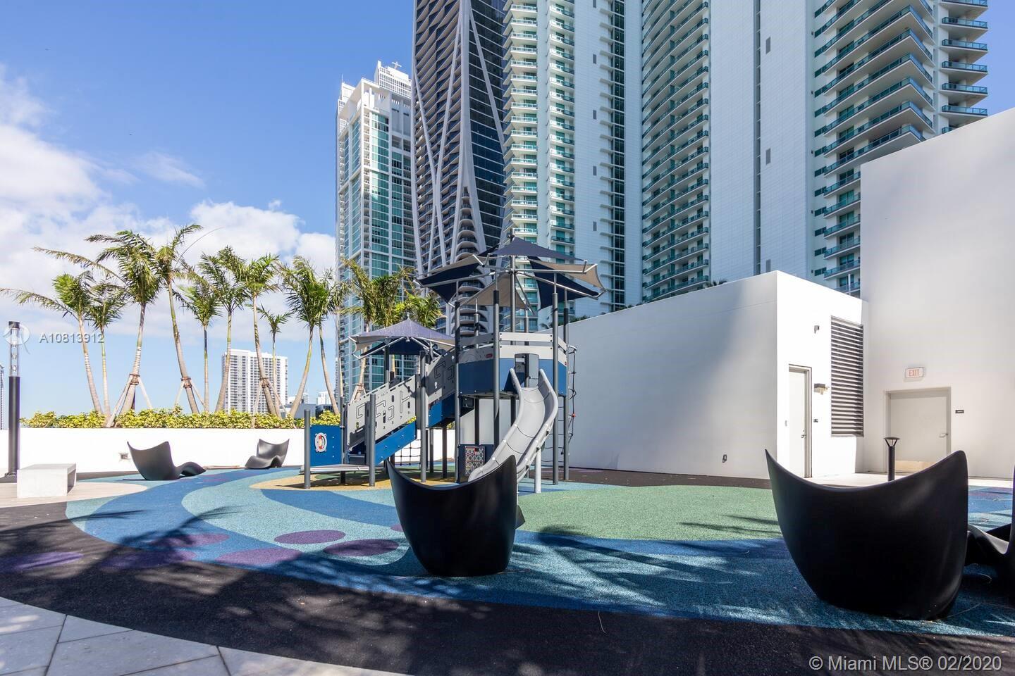Paramount Miami World - Residential Lease