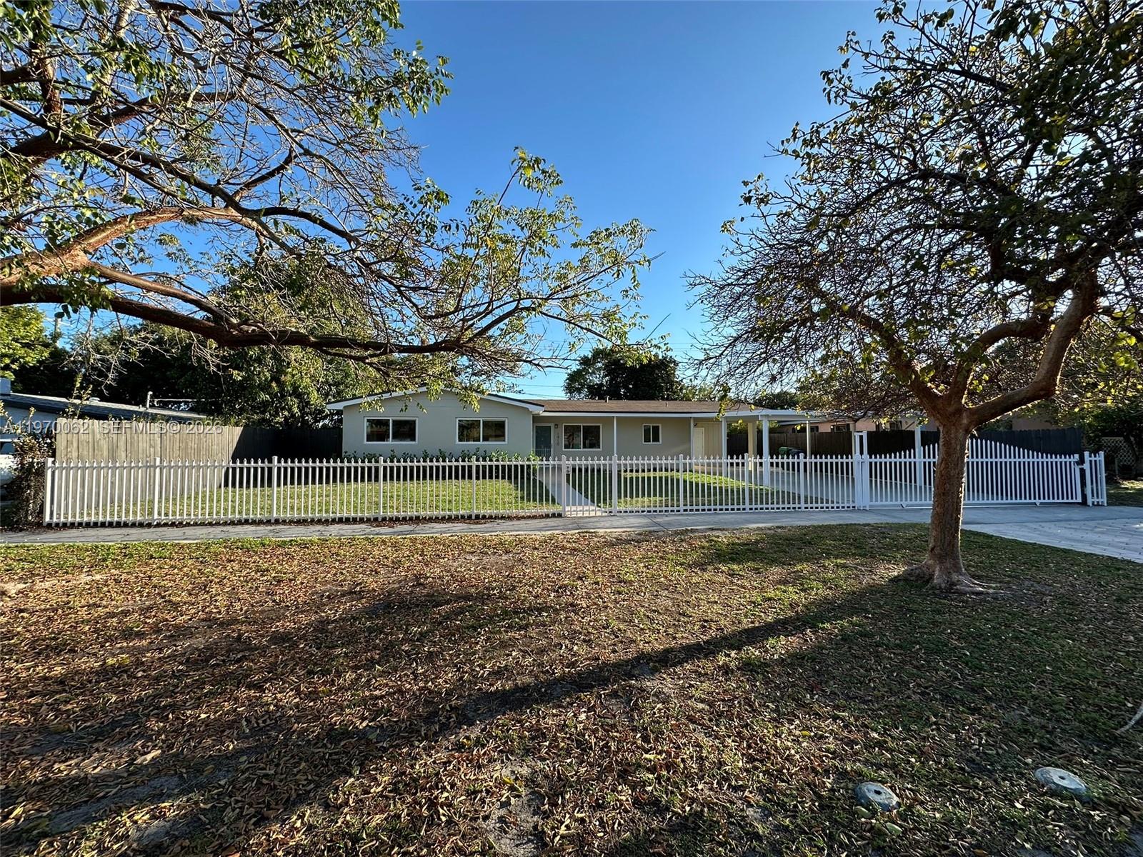 WINDWARD ESTATES SEC 1 - Residential