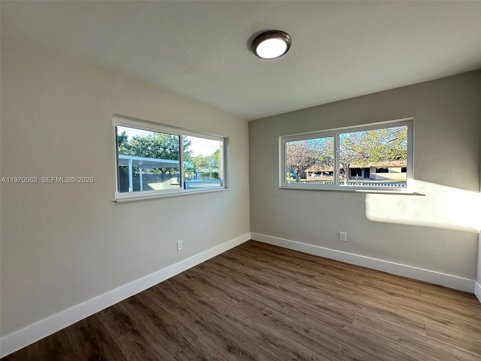 WINDWARD ESTATES SEC 1 - Residential