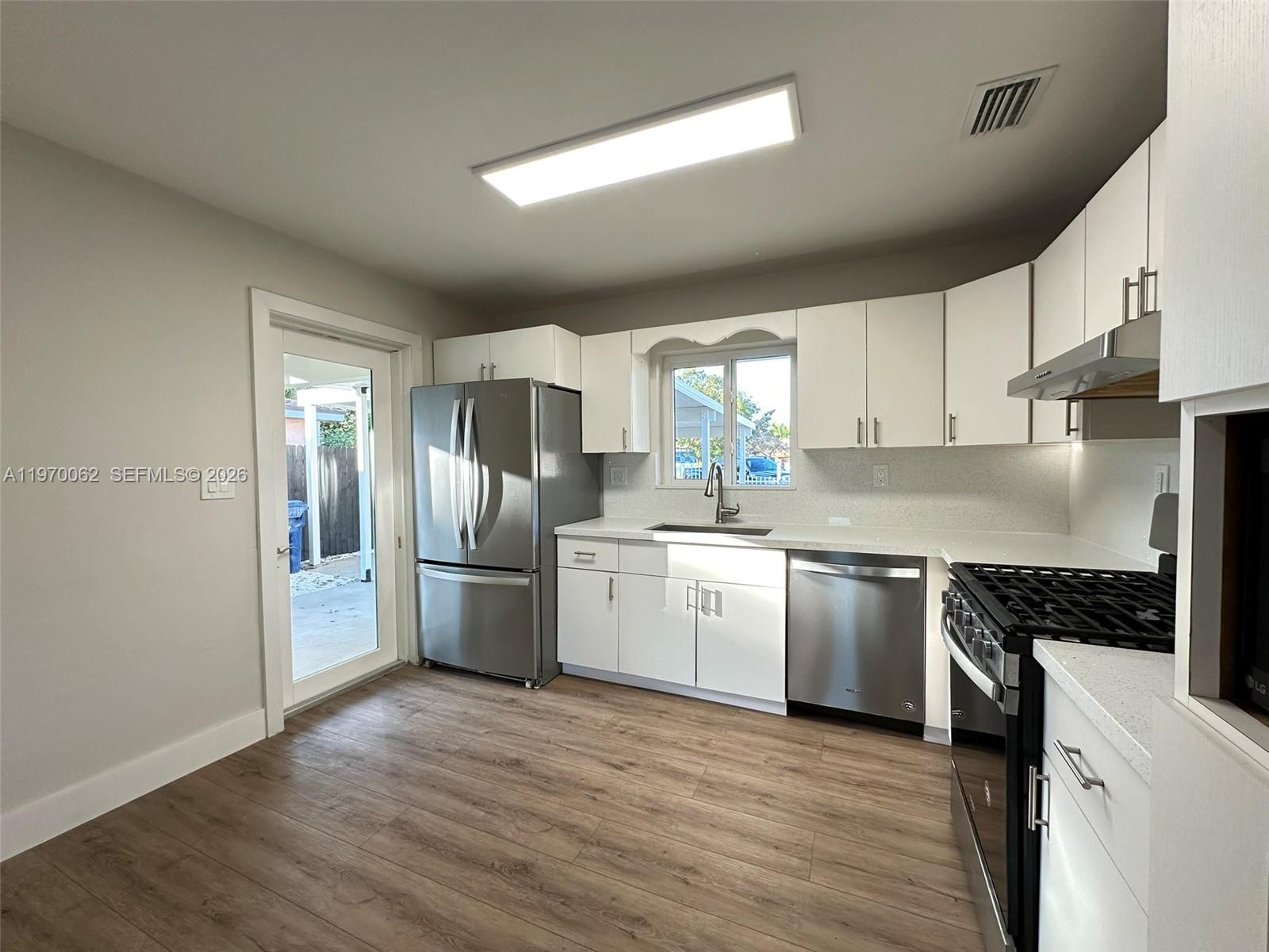 WINDWARD ESTATES SEC 1 - Residential