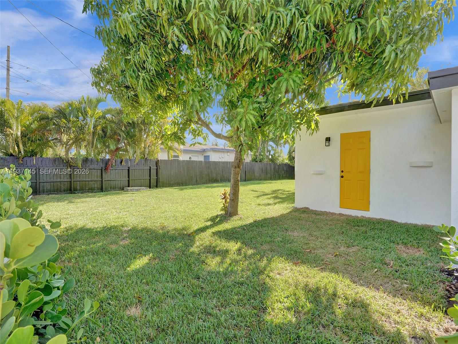 OAKLAND PARK SECOND ADD - Residential