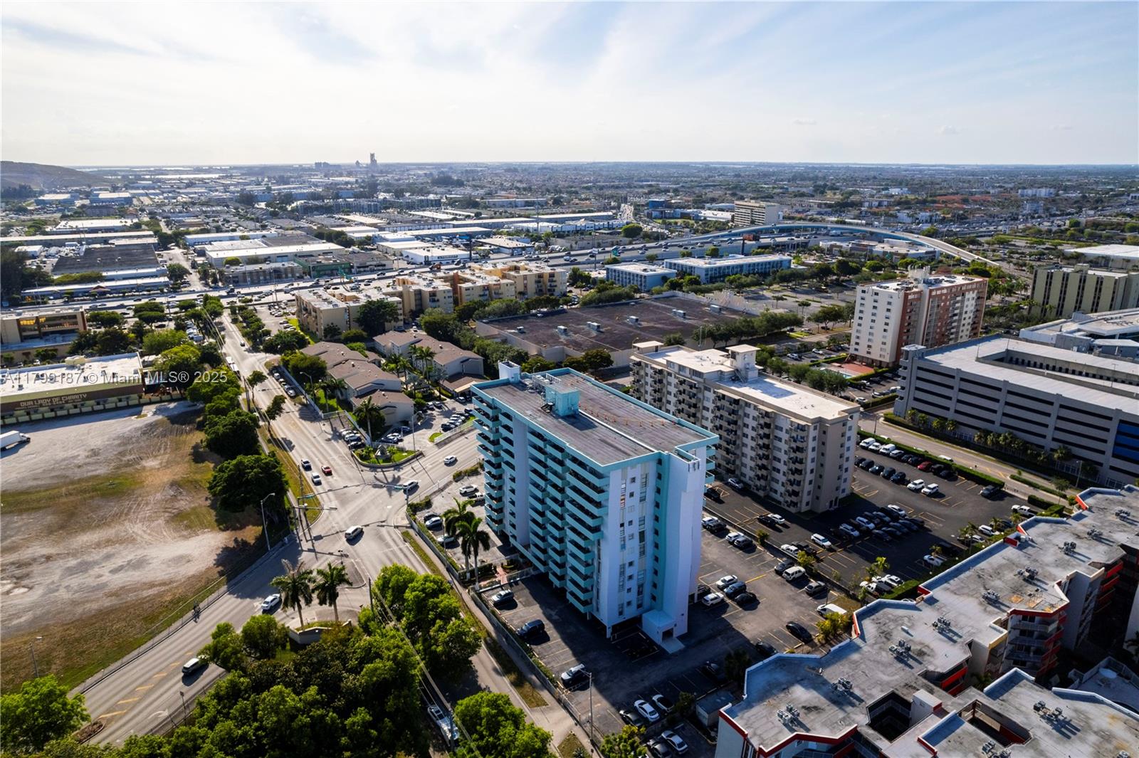 IMPERIAL TERRACES CONDO - Residential