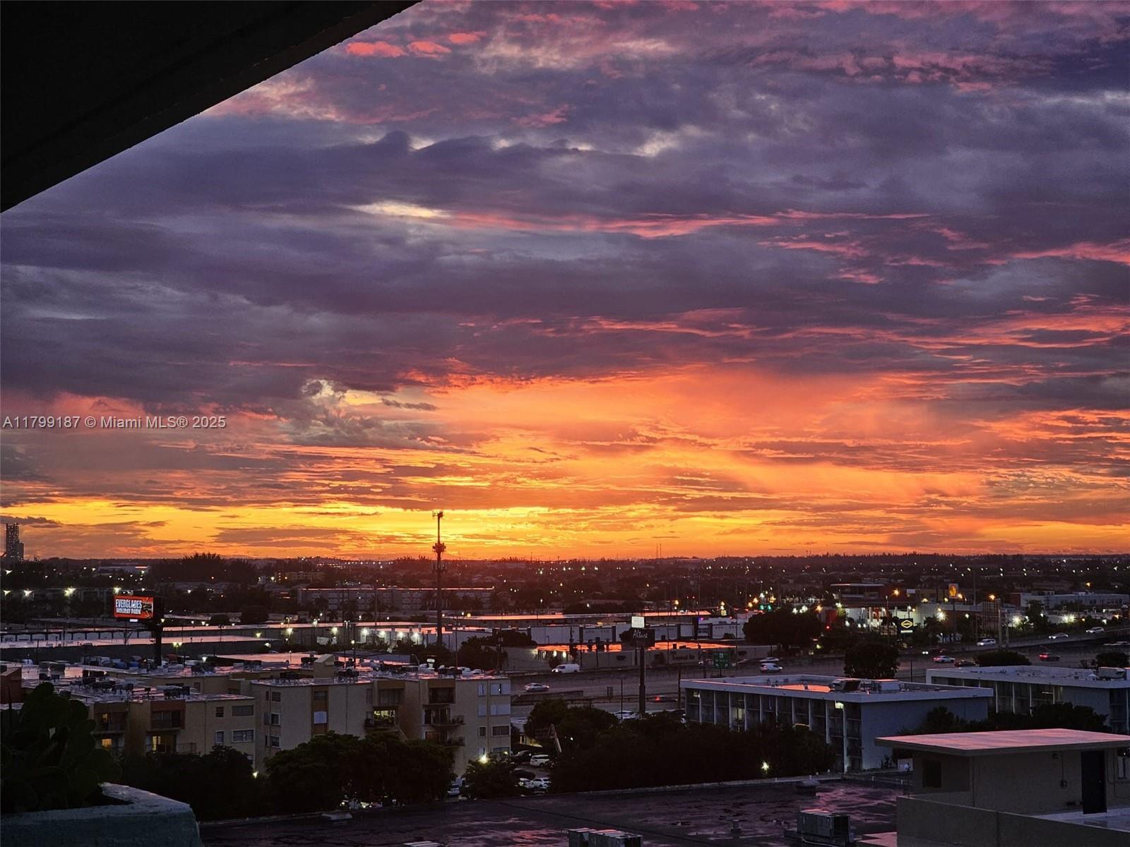 IMPERIAL TERRACES CONDO - Residential