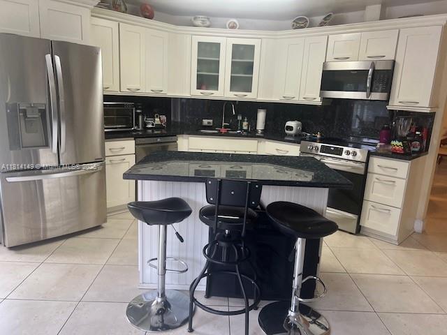 LAS CASAS AT KENDALL - Residential