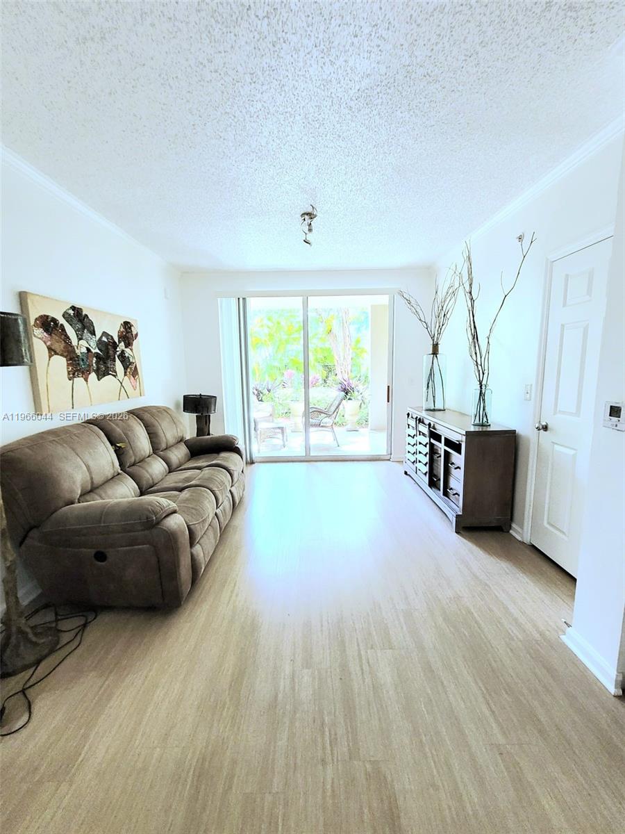 PORTO BELLAGIO CONDO - Residential