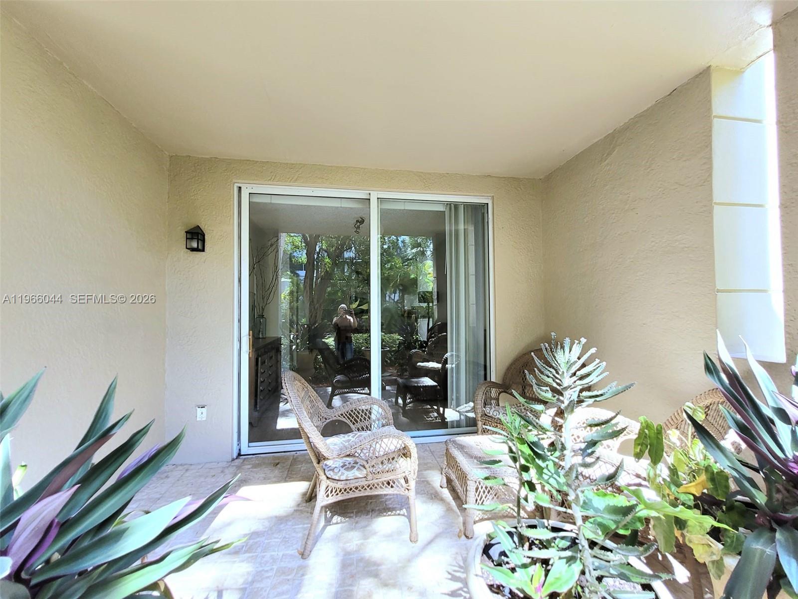 PORTO BELLAGIO CONDO - Residential