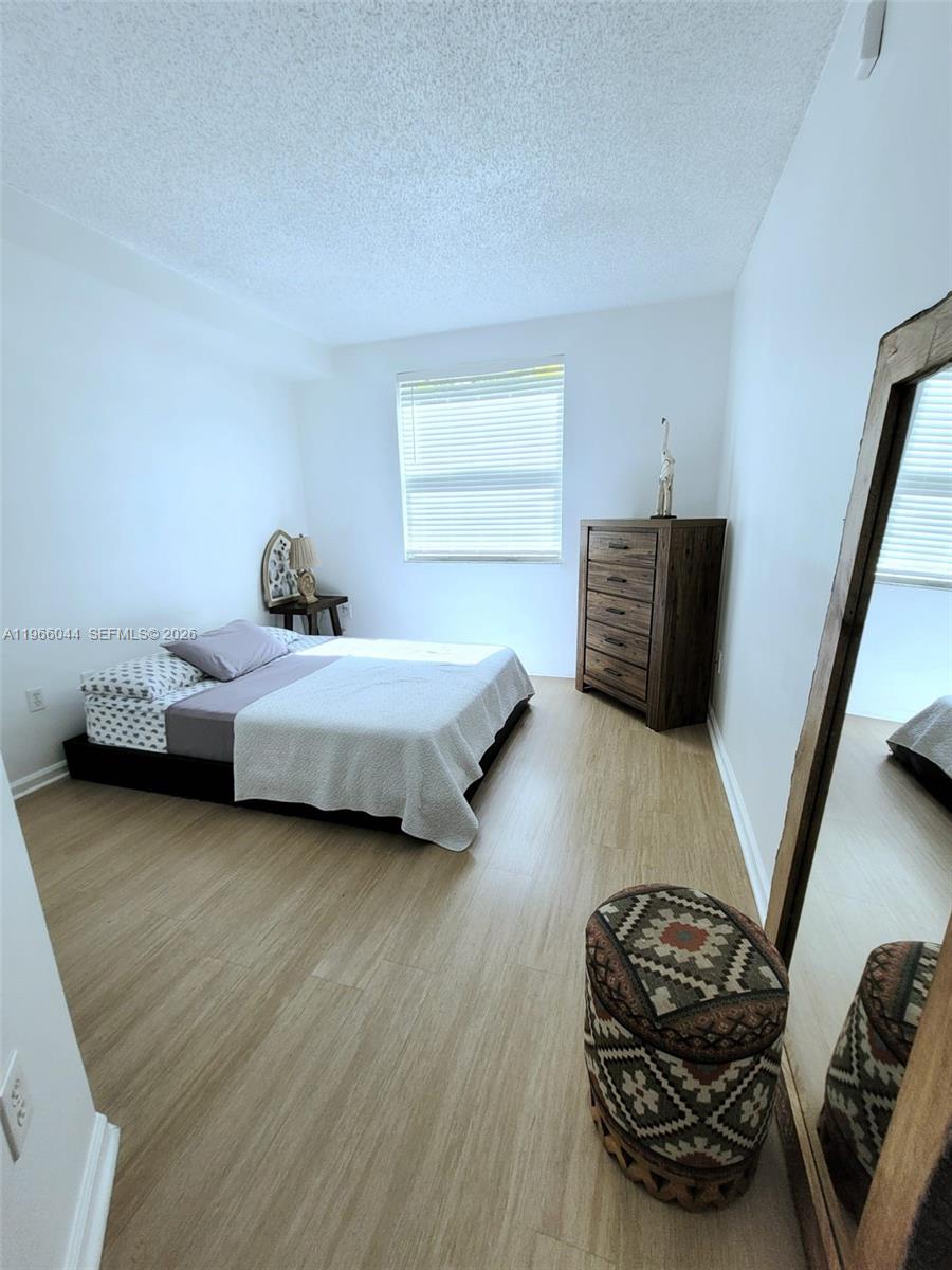 PORTO BELLAGIO CONDO - Residential