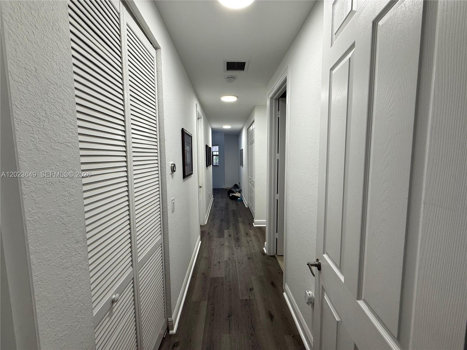 DORAL BREEZE - Residential