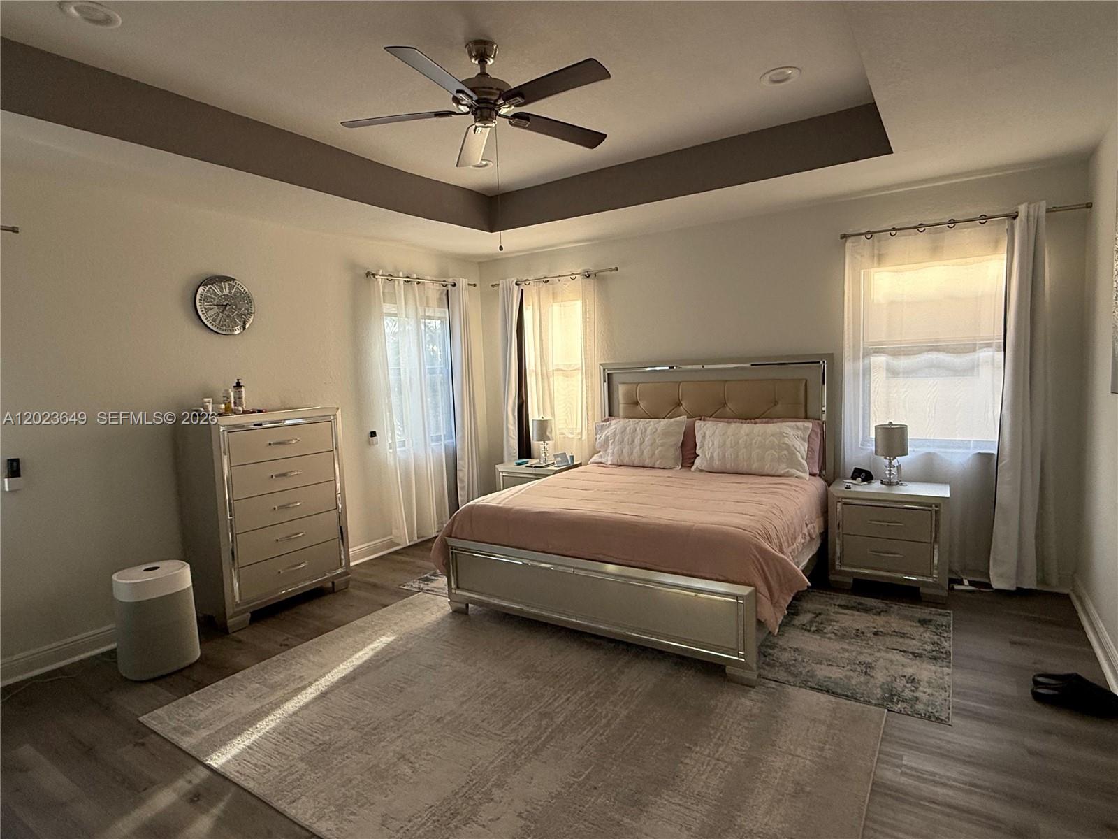 DORAL BREEZE - Residential