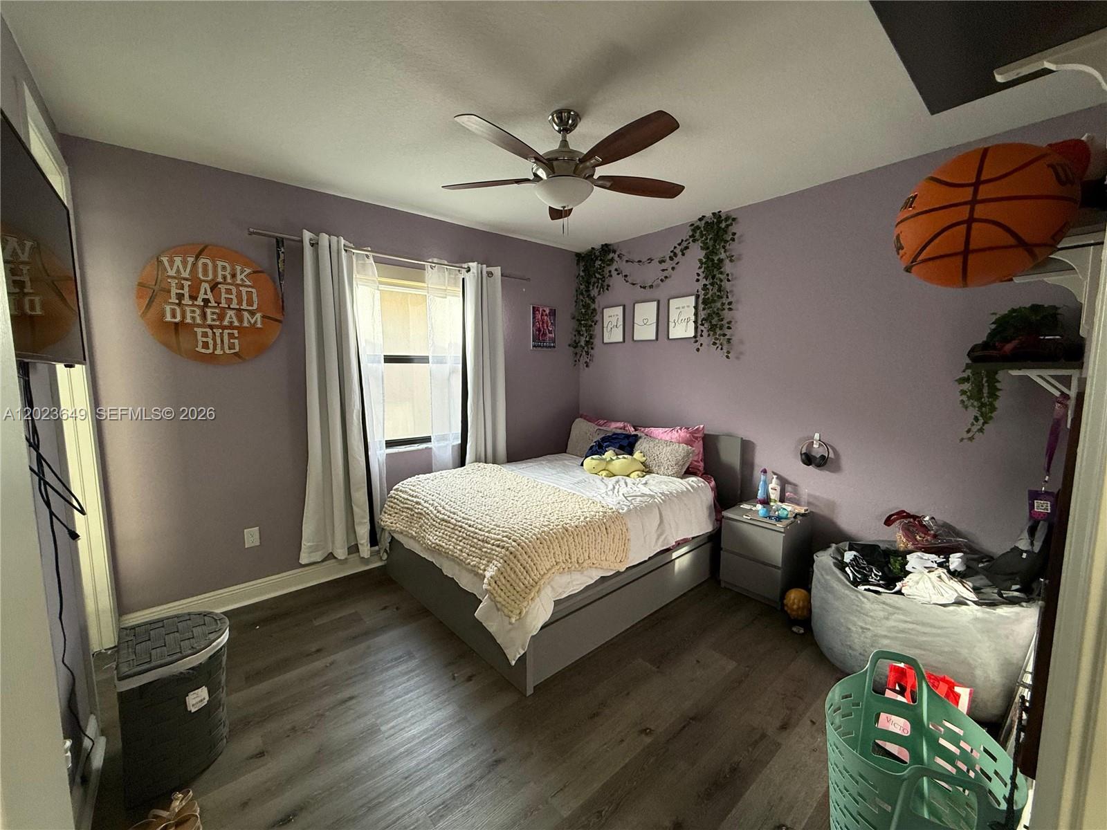 DORAL BREEZE - Residential