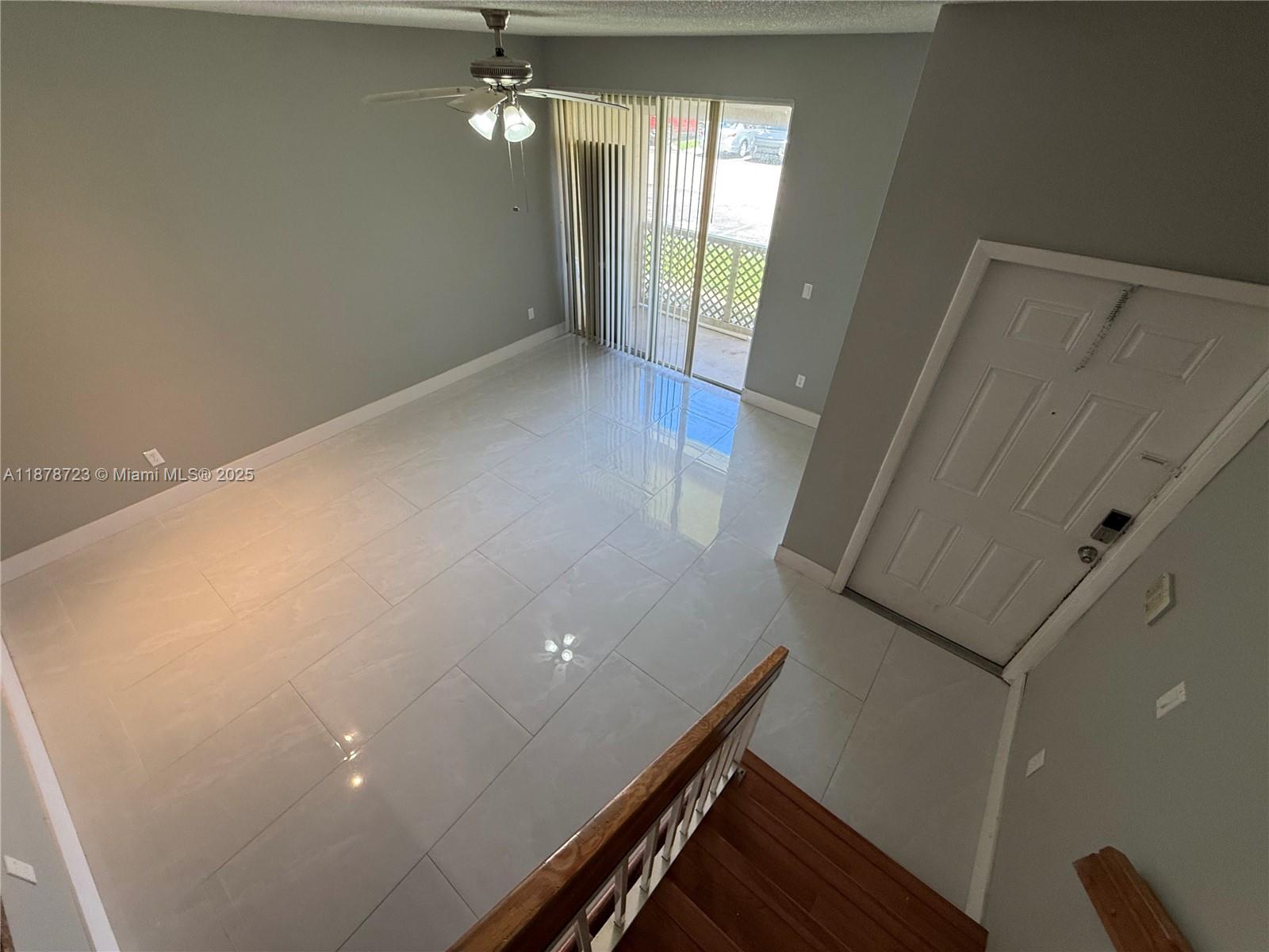 LA HACIENDA COUNTRY CLUB - Residential