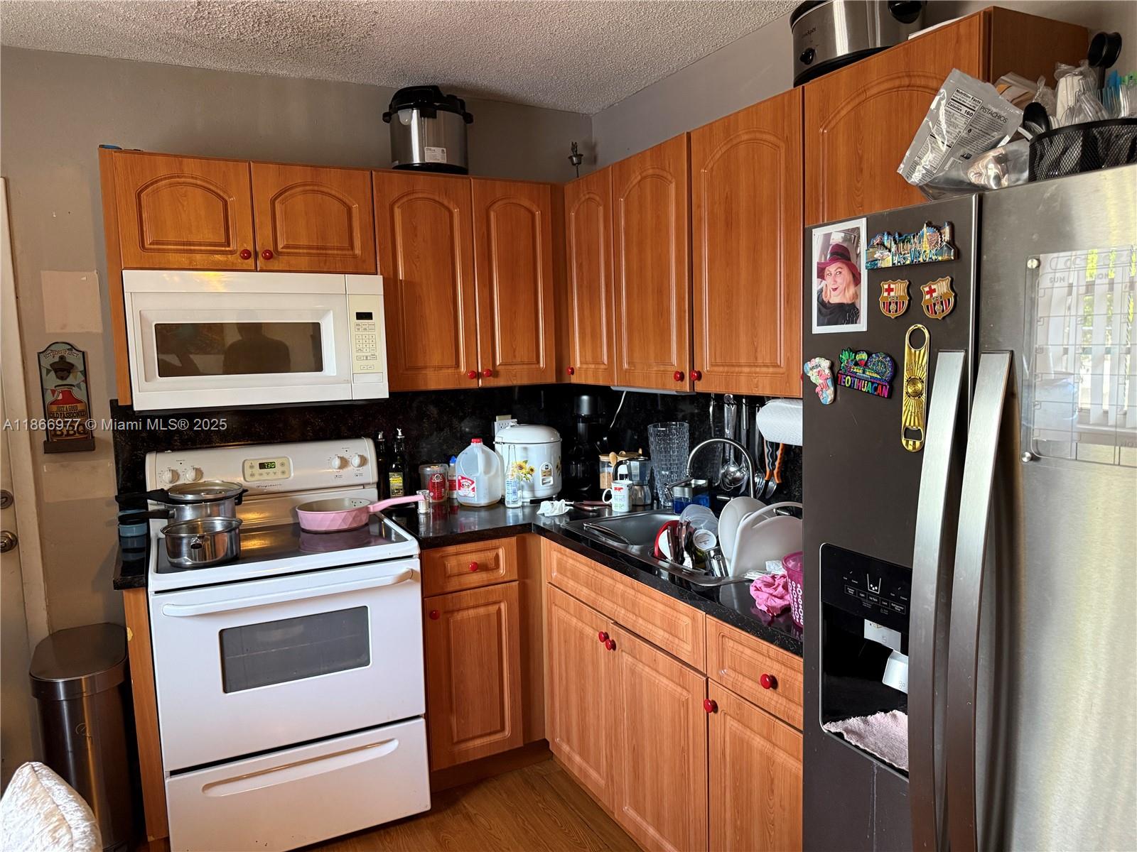 LAWRENCE ESTATES LAND COS - Residential Income