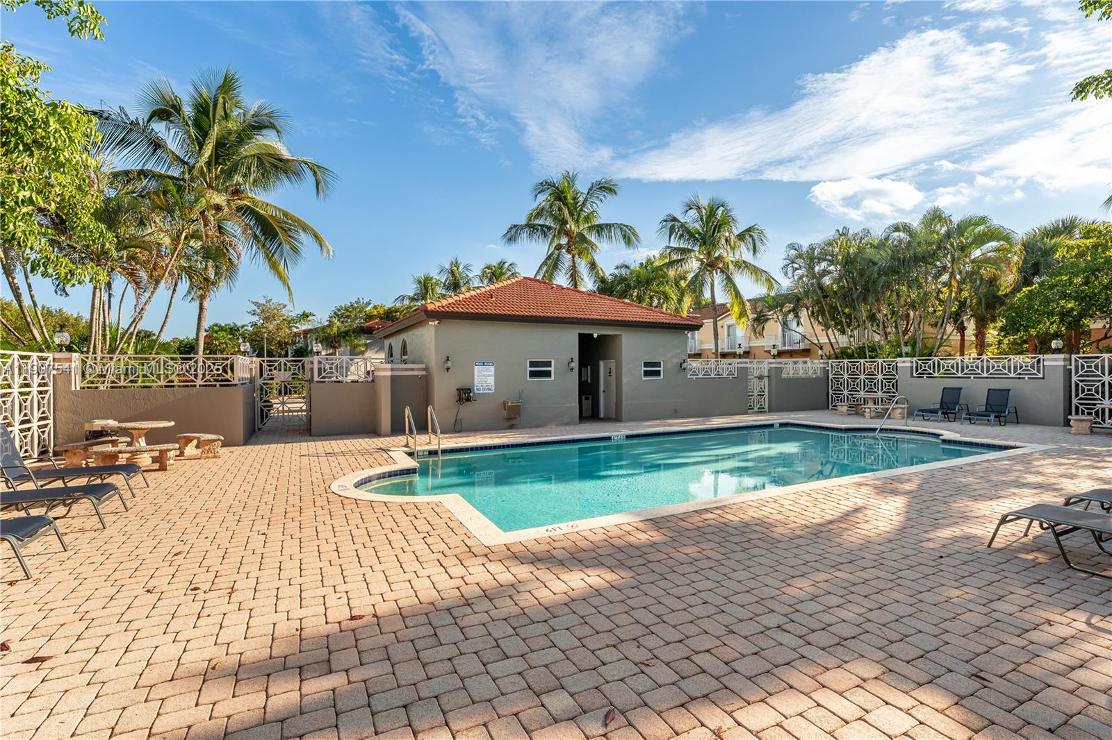 POD 14 AT MONARCH LAKES - Residential Lease