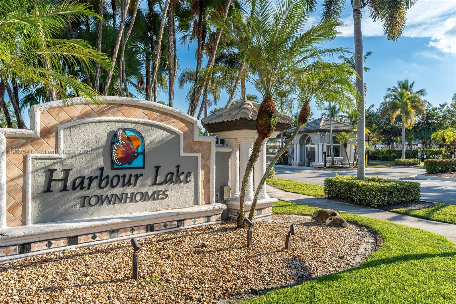 POD 14 AT MONARCH LAKES - Residential Lease