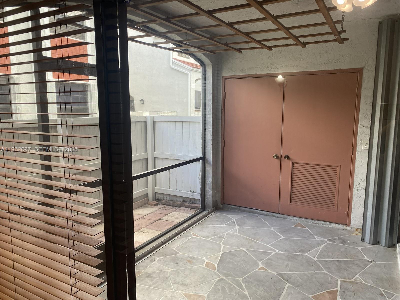 PIERPOINTE FIVE CONDO II - Residential