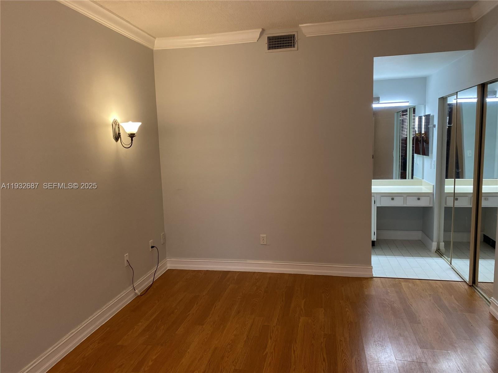 PIERPOINTE FIVE CONDO II - Residential