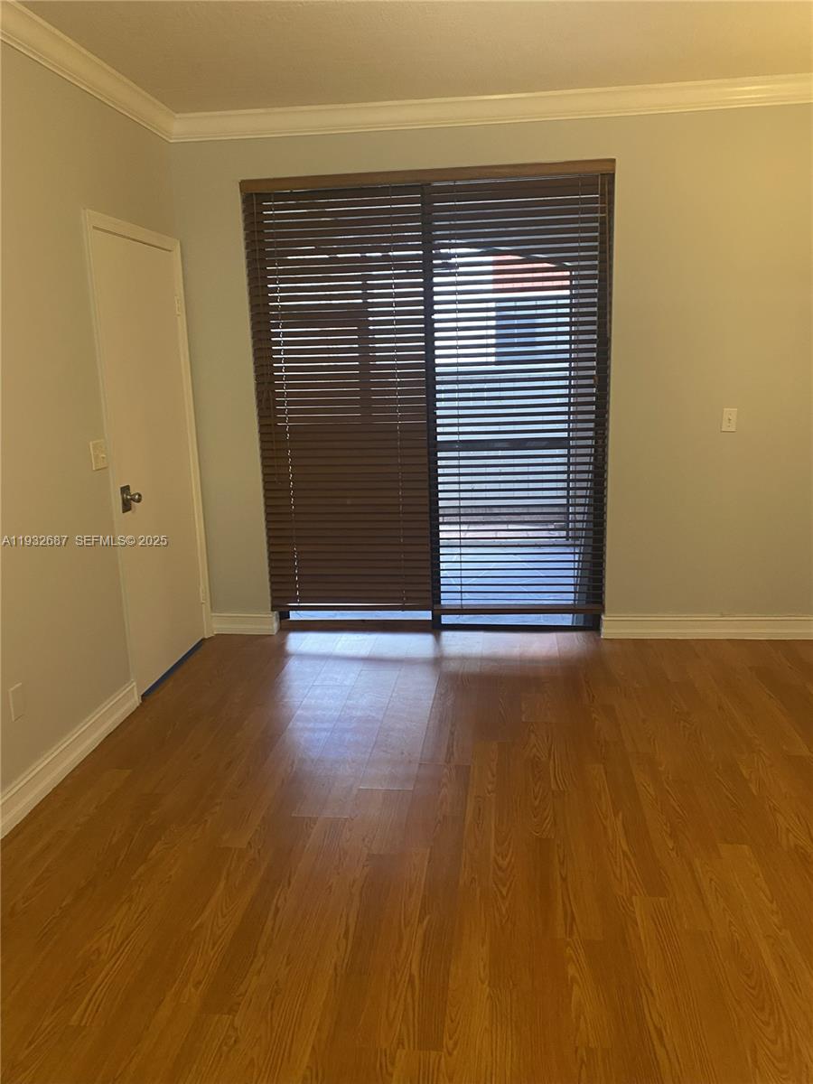 PIERPOINTE FIVE CONDO II - Residential