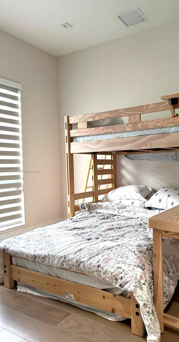 DOWNTOWN DORAL SOUTH PHAS - Residential Lease