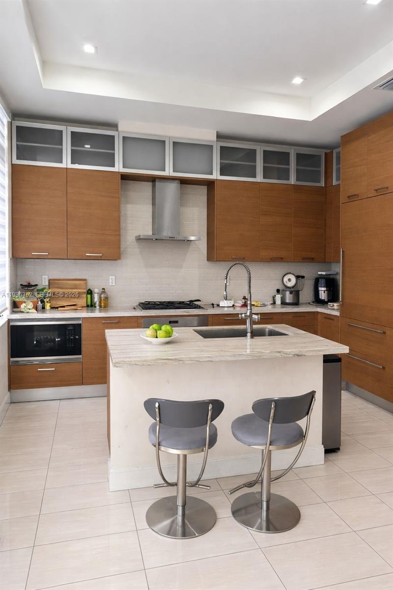 DOWNTOWN DORAL SOUTH PHAS - Residential Lease