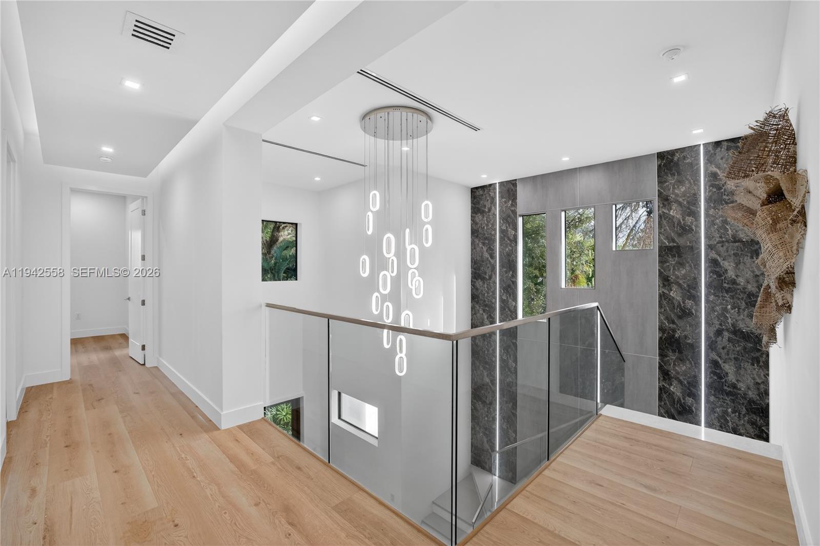 RIVERSIDE ADD AMEN PLAT - Residential