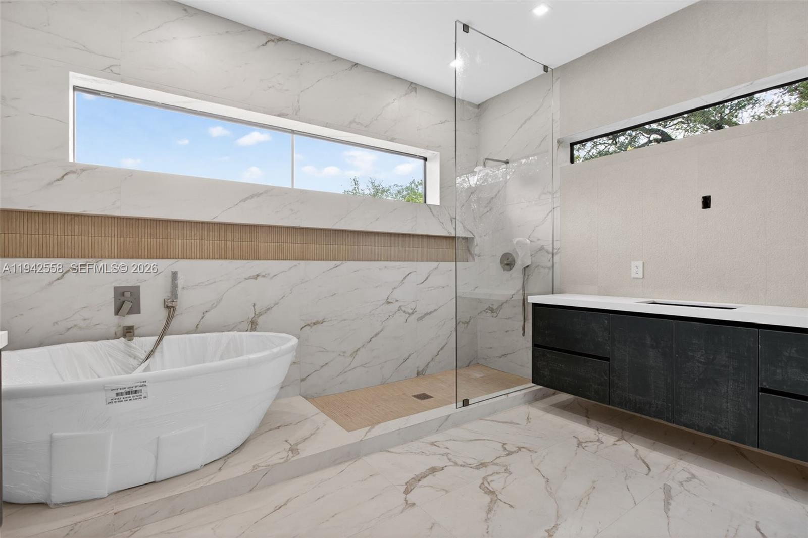 RIVERSIDE ADD AMEN PLAT - Residential