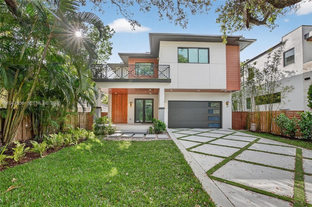 Photo of 809 SW 12th Ave, Fort Lauderdale, FL 33312 (MLS # A11942558)