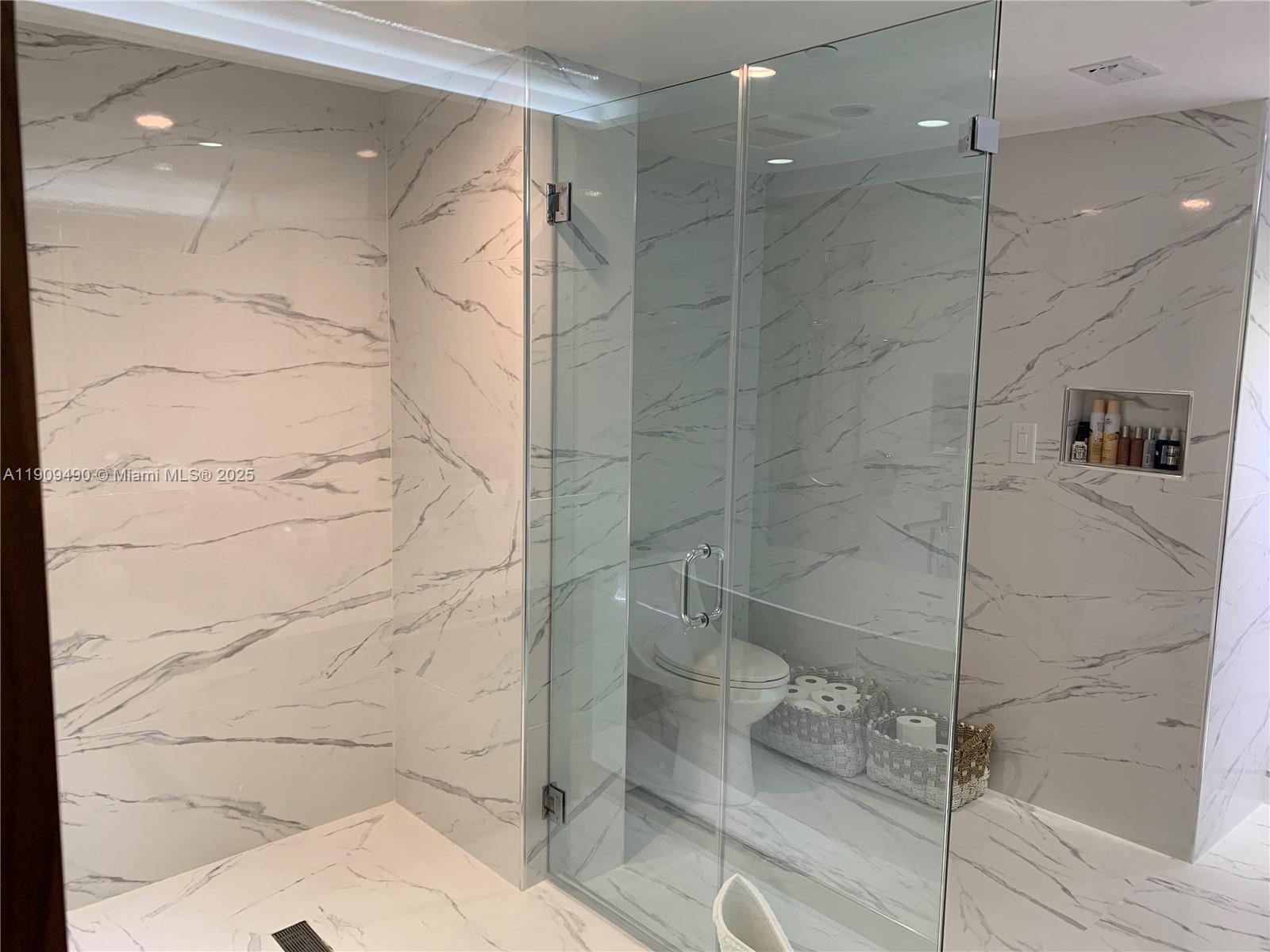 AZURE CONDO - Residential Lease