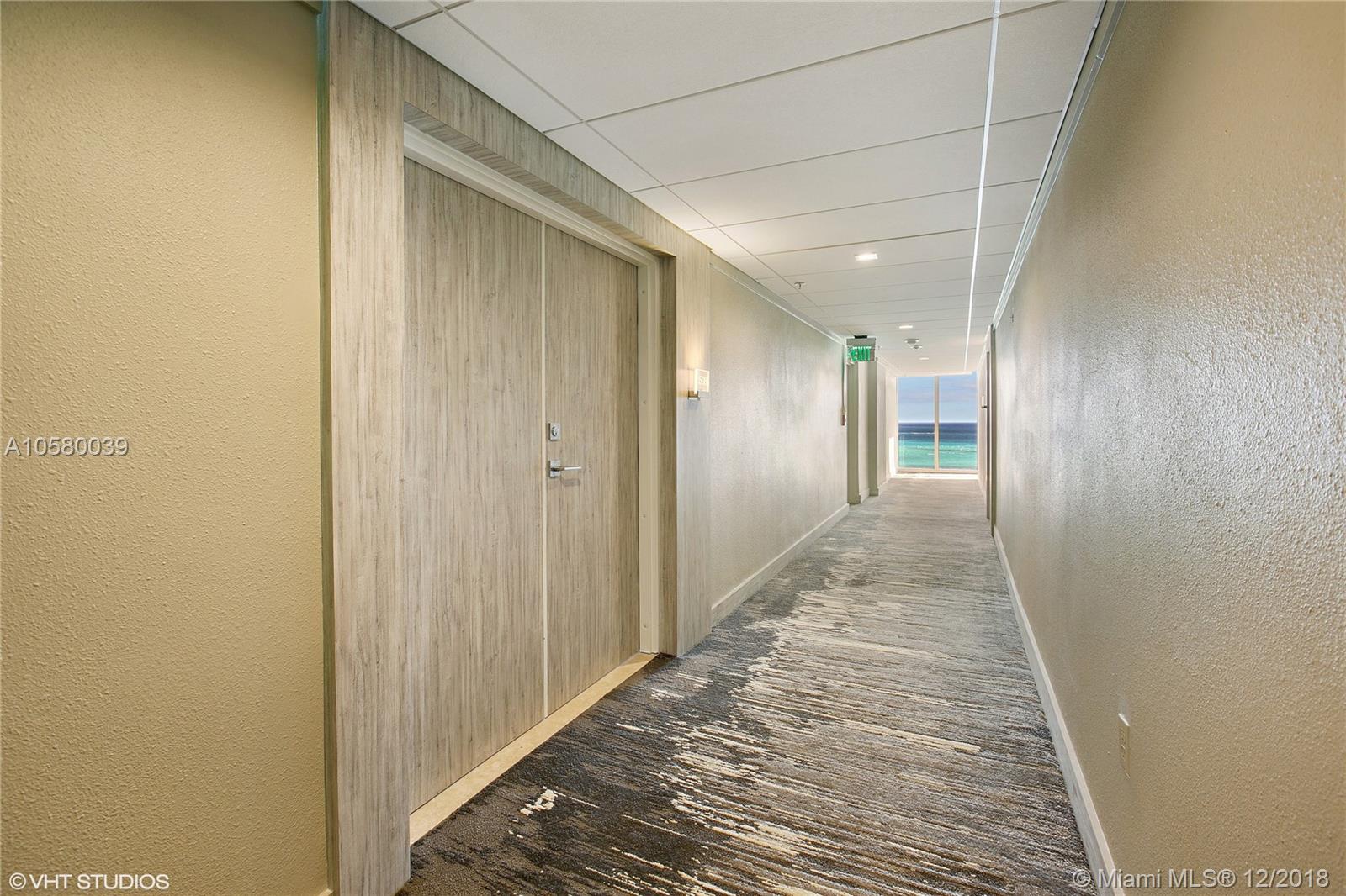 HARBOUR HOUSE - Residential
