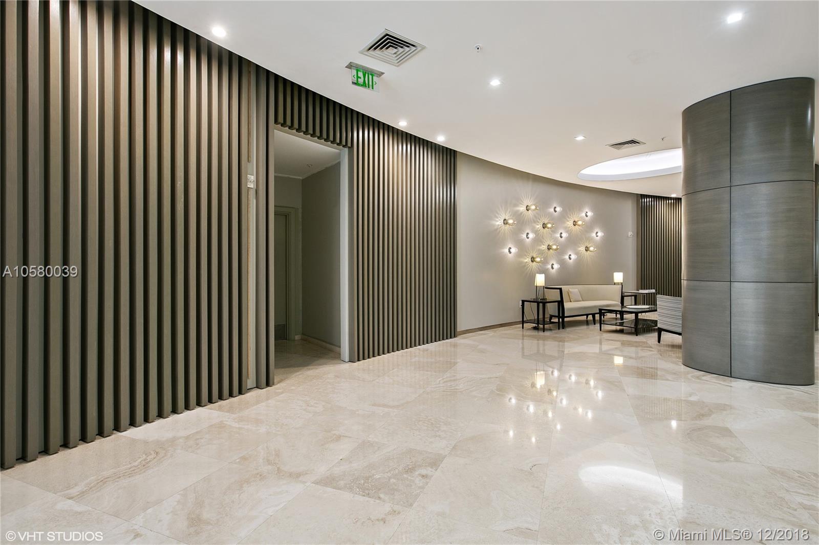 HARBOUR HOUSE - Residential