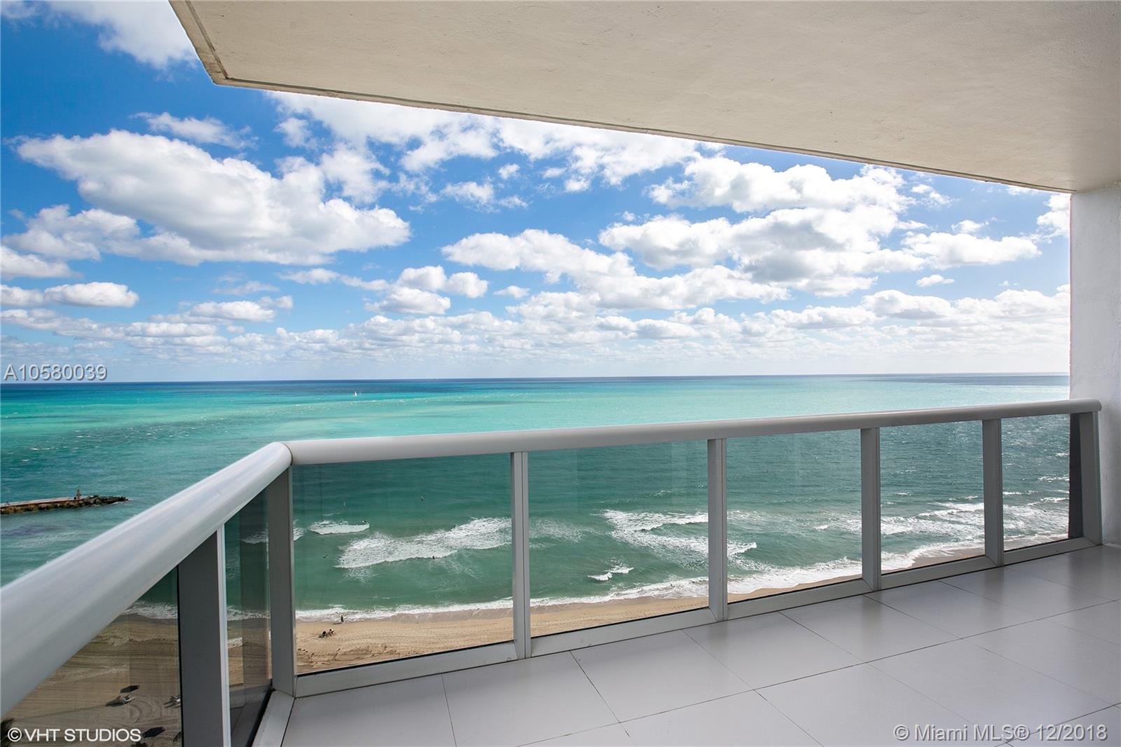 HARBOUR HOUSE - Residential