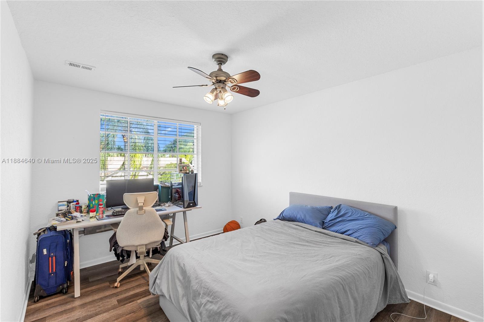 SECTOR 5 SINGLE FAMILY - Residential Lease