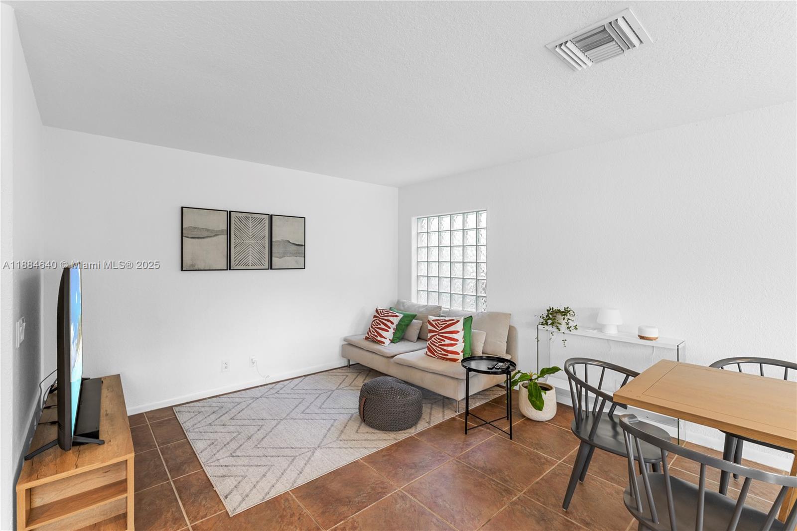 SECTOR 5 SINGLE FAMILY - Residential Lease